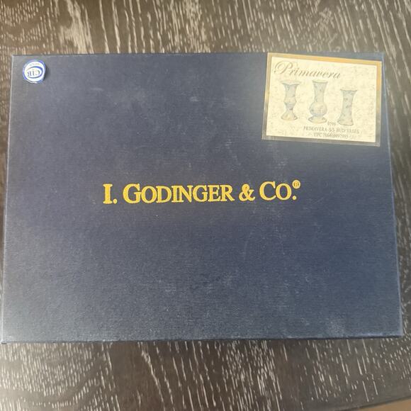 Reflections by I. Godinger & Co. , Set of 3 vases, White Floral Pattern, In Box - Picture 2 of 9